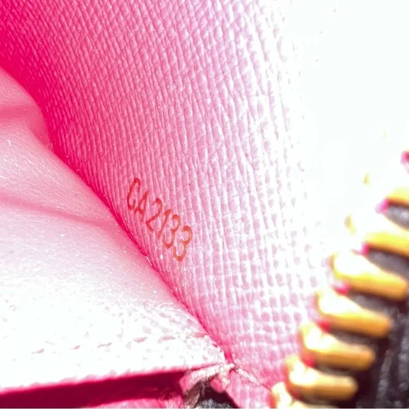 Louis Vuitton Black Multicolor Monogram Wallet. - Picture 15 of 15